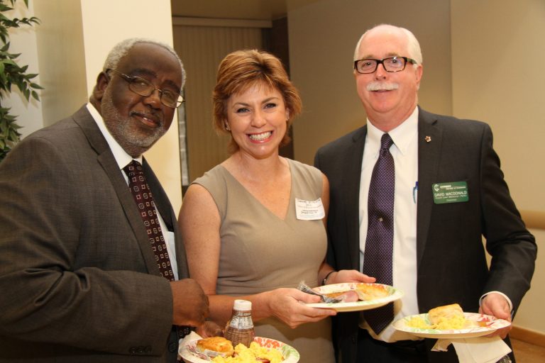 Businesses join students at mentoring breakfast