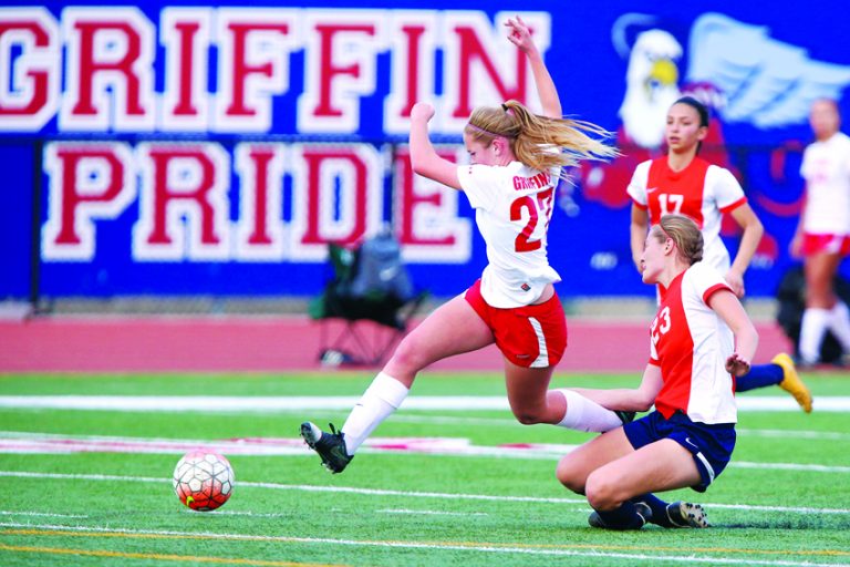 Los Al defeats Cypress in soccer