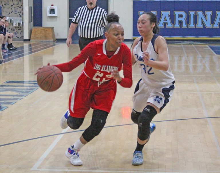 Griffins girls basketball keeps focus, pace for league lead