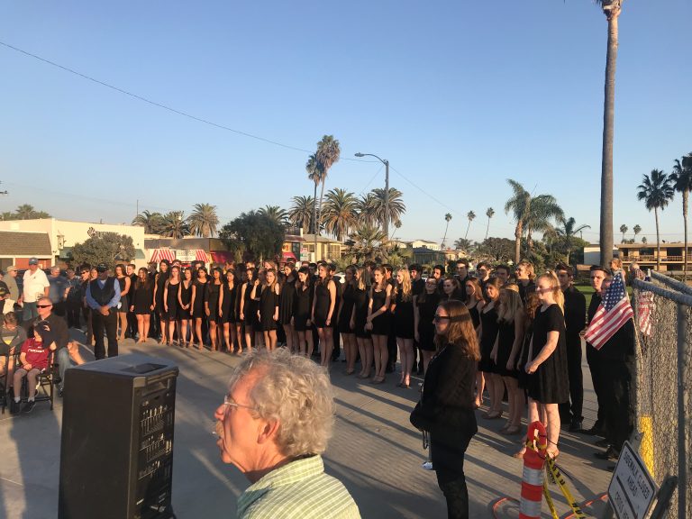 Los Al Choir entertains veterans for flag ceremony