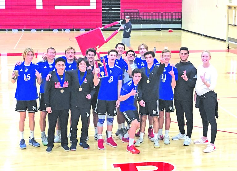 Griffin’s Boys Volleyballers Win Redondo High Tourney