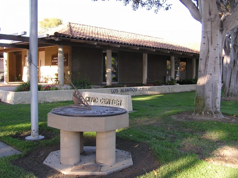 City of Los Al studies policy to terminate employees for leaking info