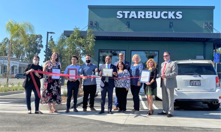 Starbucks opens new location in La Palma