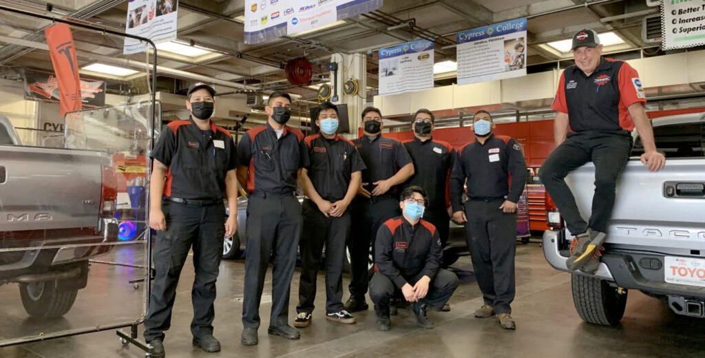 Cypress college winning awards for its auto tech education