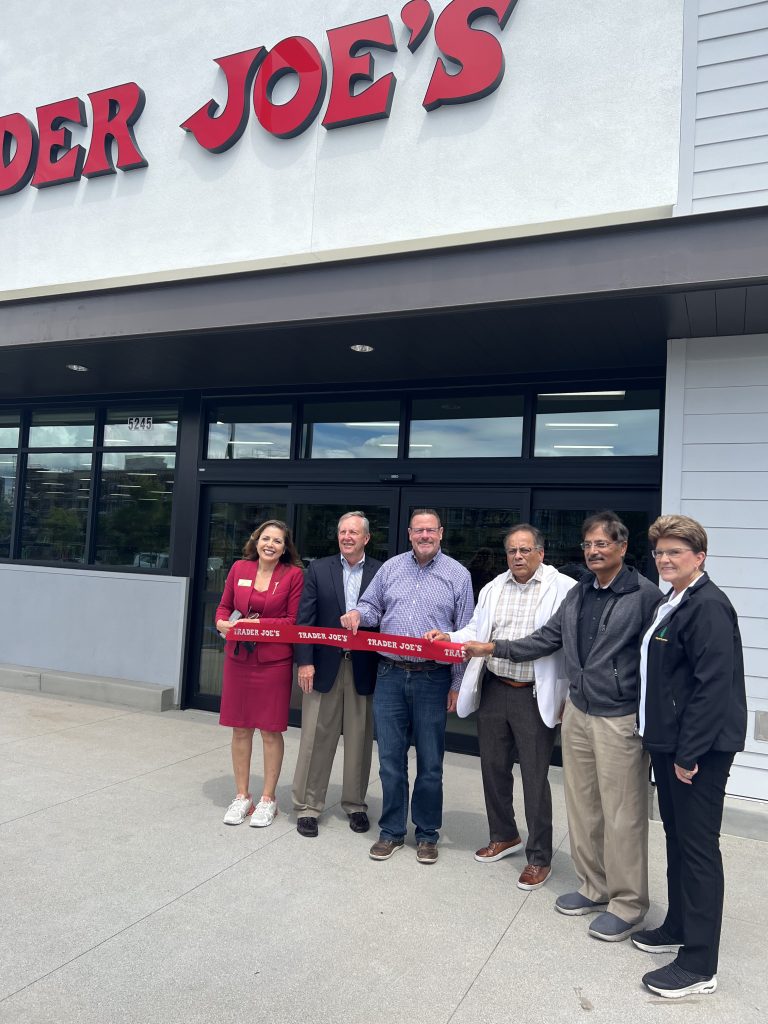 Officials cut ribbon on Trader Joe’s in Cypress (Rossmoor)