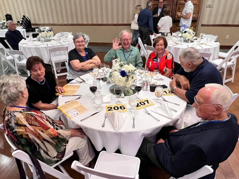 Rotary Club sponsors 2nd Wine & Dine fundraising event