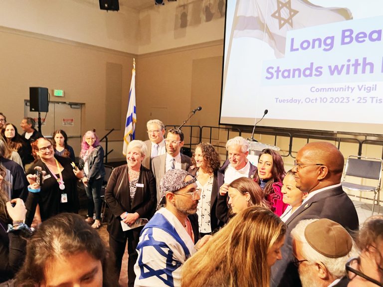 Overflow crowd rallies around Jewish community following attack