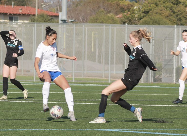 Lady Griffins roll in early CIF-SS Division 1 girls soccer playoffs