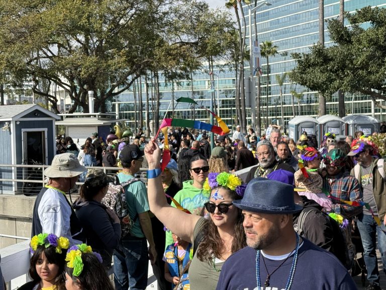 Local revelers gather in Long Beach to celebrate Mardi Gras