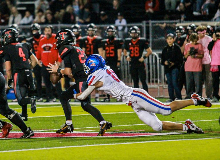 San Clemente overcomes slow start to hand Griffins first football loss