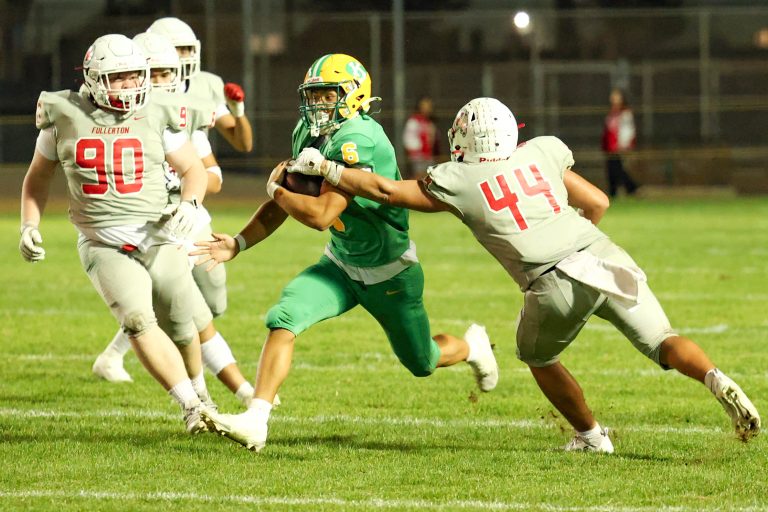 Kennedy drops close game against Fullerton, 17-14