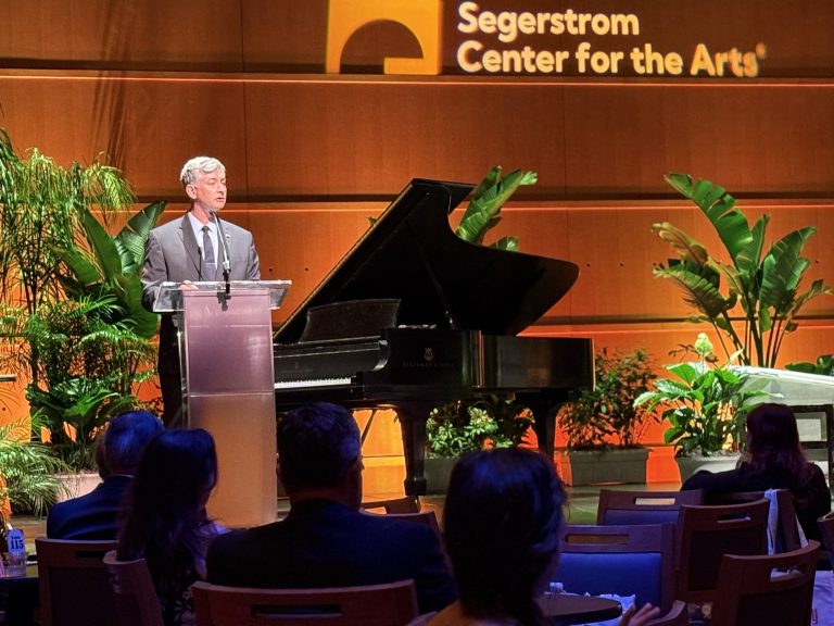 Segerstrom announces program to promote outreach as innovation flourishes at 40th Anniversary