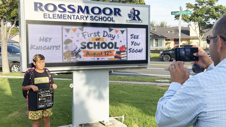 Los Alamitos Unified welcomes students back to campus
