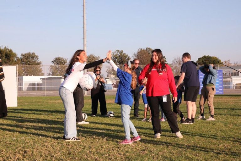 Adaptive recreation Pals of Los Al Youth Sports Day Nov. 4